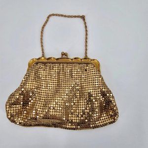 Vintage Whiting & Davis Gold Metal Mesh Coin Purse 3".